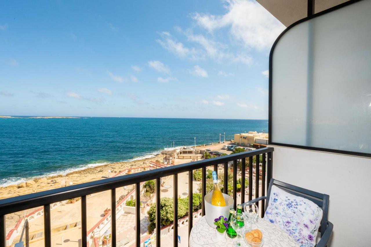 Islet Promenade Seafront Family Apartment With 2 Balconies By Getawaysmalta St. Paul's Bay Dış mekan fotoğraf